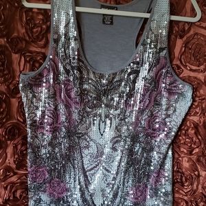 Sequined front, racer back, tank top. Unique! Xl